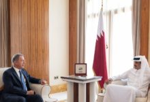 جانب من لقاء أمير قطر و وزير الدفاع التركي خلوصي أكار في الدوحة