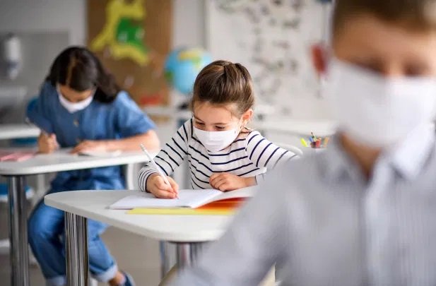 ثلث التلاميذ في العالم محرومون من مواصلة تعليمهم