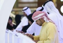 دعا المقطع المصور إلى حسن استقبال المتصلين عبر الإذاعة