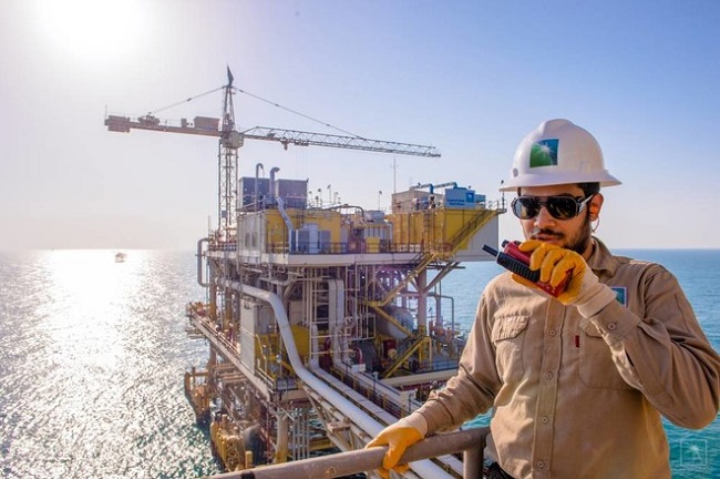 السعودية تتراجع كأكبر مورد للنفط إلى الصين
