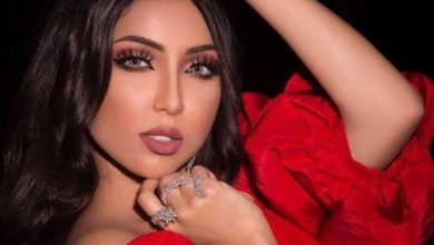 دنيا بطمة وإطلالتها في الحمل