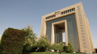 "سابك" السعودية تسجل ثالث خسارة فصلية