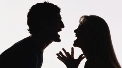 الخلافات الزوجية الناتجة من البخل العاطفي للرجال