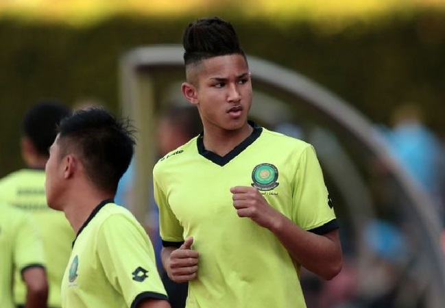 نادي ماريتيمو يتعاقد مع أغنى لاعب في العالم
