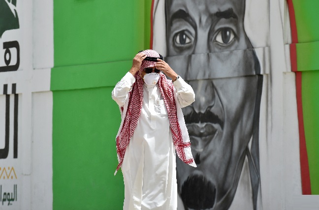 الأزمة الخليجية مكلفة والتعاون لمكافحة كورونا سينهيها