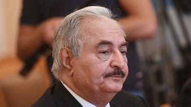 حفتر رغم تهميش واضح إلا أنه ما يزال ورقة ضغط تستخدم للسيطرة على ليبيا وأداة لدول عربية وغربية لمواجهة تركيا