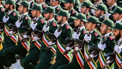 الحرس الثوري الإيراني: على حاكم البحرين "انتظار الانتقام الشديد"