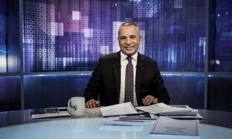المذيع أحمد موسى يتباهى بقتل البحرية المصرية صيادين من غزة