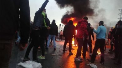 "العفو الدولية": إيران عذبت المتظاهرين بشدة
