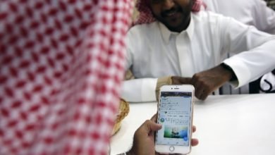 نشطاء يتهمون الاتصالات السعودية بالتجسس عليهم