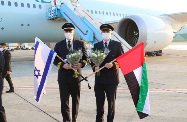 بإمكان الإماراتيين السفر إلى إسرائيل دون تأشيرة