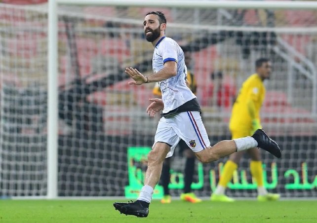 النادي الأهلي السعودي يتعاقد مع المغربي إدريس فتوحي