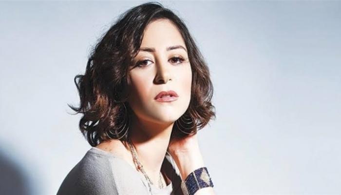 منة شلبي تدعم النساء