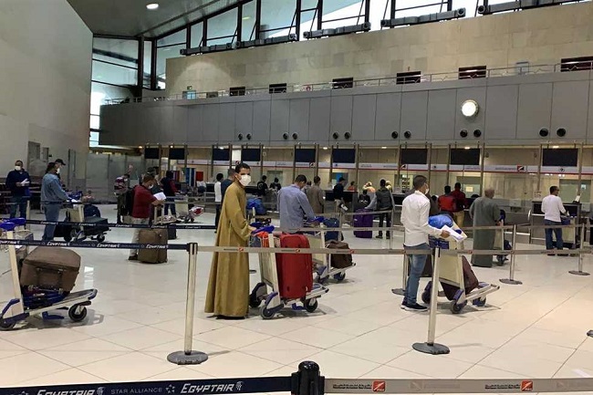 الكويت تشهد عودة 200 قاضٍ ومستشار والنصب على 300 وافداً مصرياً أرادوا العودة إليها