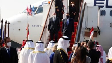 وفد إسرائيلي يصل البحرين لتوقيع اتفاقات ثنائية