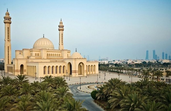 الهيئات الإسلامية في البحرين تعتبر الإساءة تحريضاً على الكراهية وتشجيعاً على العنف