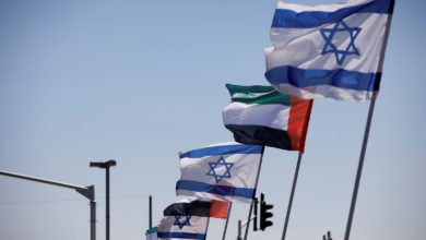 كان يخطط لزيارة واسعة.. وزير إسرائيلي: وفد الإمارات إلى إسرائيل قد لا يغادر المطار