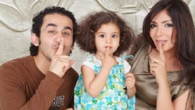 الفنانة منى زكي