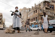 الحكومة اليمنية تحترف تبييض الأموال على حساب اليمنيين