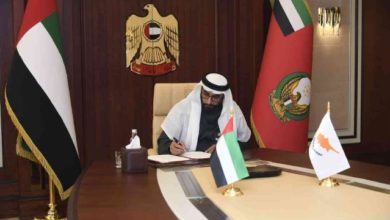 الإمارات وقبرص توقعان مذكرة تعاون دفاعي