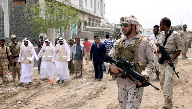 مسؤول يمني ينفي تصريحات الإمارات حول إنهاء الوجود العسكري