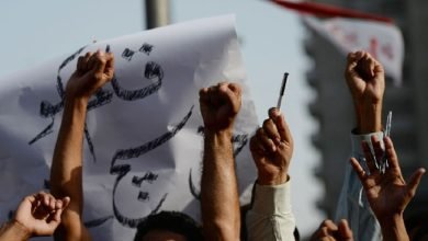 شرطة باكستان تقمع محتجين طالبوا بزيادة رواتبهم