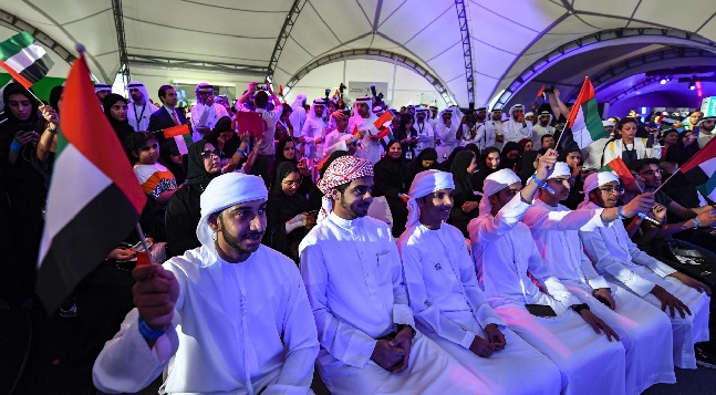 الجنسية الإماراتية مطلب لفئات أحقّ