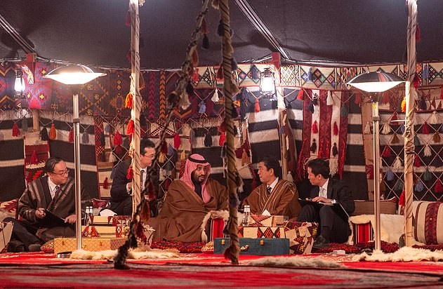 ديفيد كاميرون خيَم مع ولي عهد السعودية