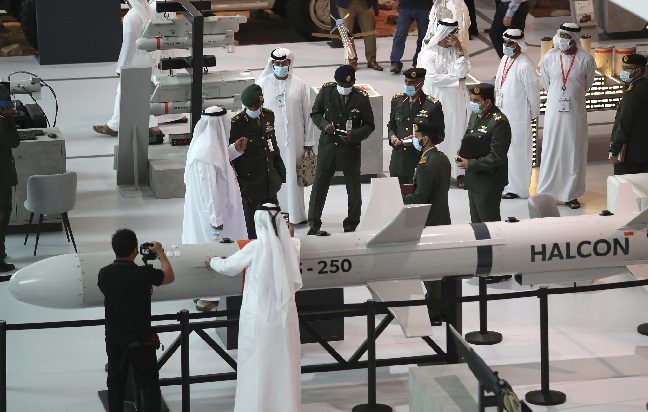 مبيعات الأسلحة إلى الإمارات والسعودية