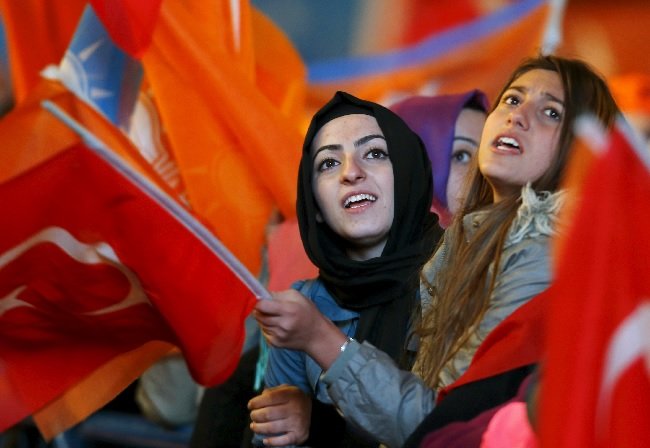 ربع برلمانات العالم تشغلها النساء
