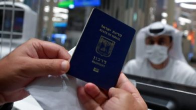 إسرائيل تطالب أفرادها بتجنب السفر إلى الإمارات والبحرين