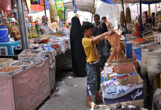 رمضان مصدر قلق للعراقيين الذين مزقتهم الأزمات