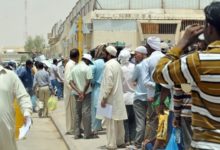 تقرير يرصد حجم التمييز العنصري ضد العمال في الإمارات
