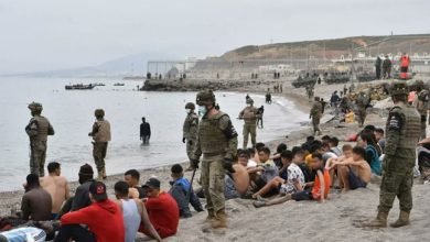 الطرد الجماعي لطالبي اللجوء يفاقمان الأزمة الإنسانية في سبتة