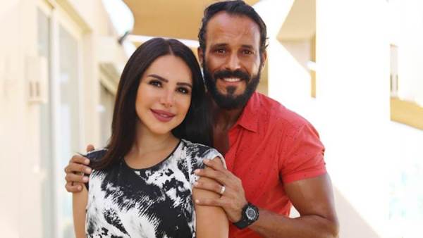 يوسف الشريف و زوجته