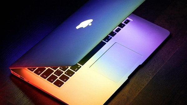 اللاب توب آي ماك 24 بوصة