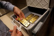 الإمارات متورطة بتهريب الذهب لتمويل النزاعات بين الدول