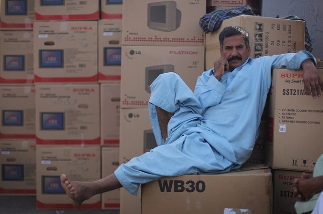 تقرير يتهم الإمارات باستهداف تعسفي للسكان الباكستانيين الشيعة