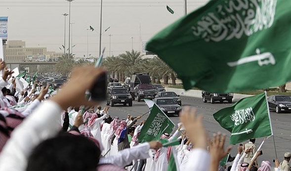 السعودية تفرض تعتيمًا حول الرقم الحقيقي لحجم إنتاج النفط