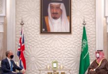 محمد بن سلمان والخارجية البريطانية يبحثان الشأن الإيراني