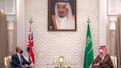 محمد بن سلمان والخارجية البريطانية يبحثان الشأن الإيراني
