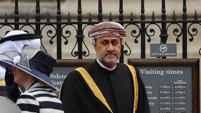 سلطان عمان هيثم بن طارق أمام تحديات سياسية واقتصادية