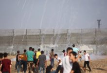 إصابة العشرات في إطلاق النار على متظاهرين في غزة