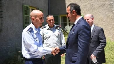 دبلوماسي بحريني يلتقي مسؤولاً رفيعًا في الجيش الإسرائيلي