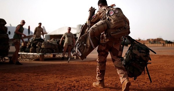 فرنسا في مالي
