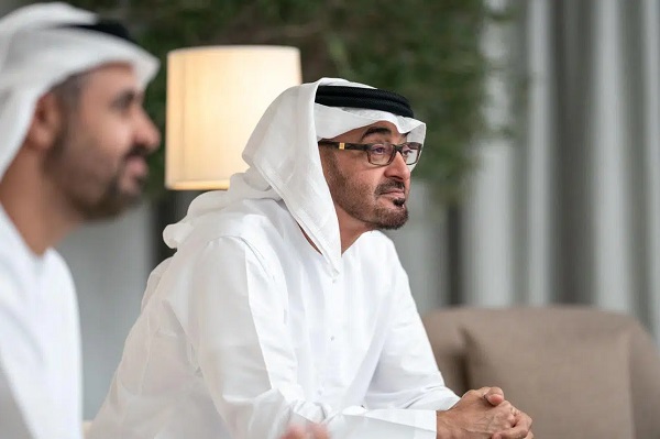 بن زايد و إيران