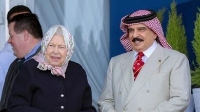 ملك البحرين و الخيول