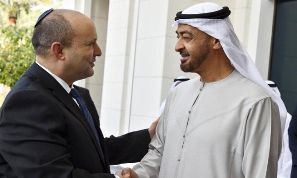 بينيت في الإمارات