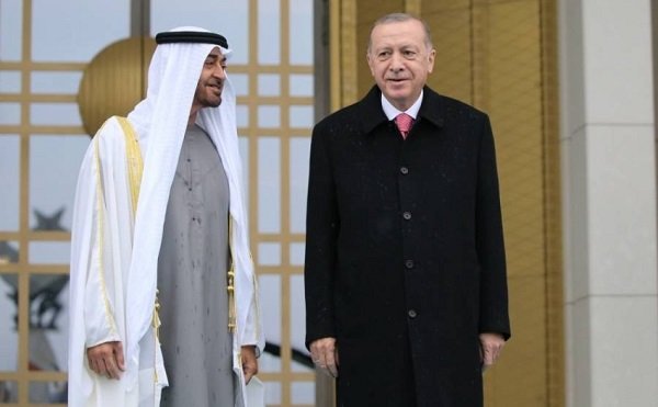 بيرقدار الإمارات