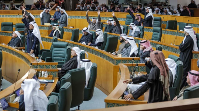إسقاط القروض